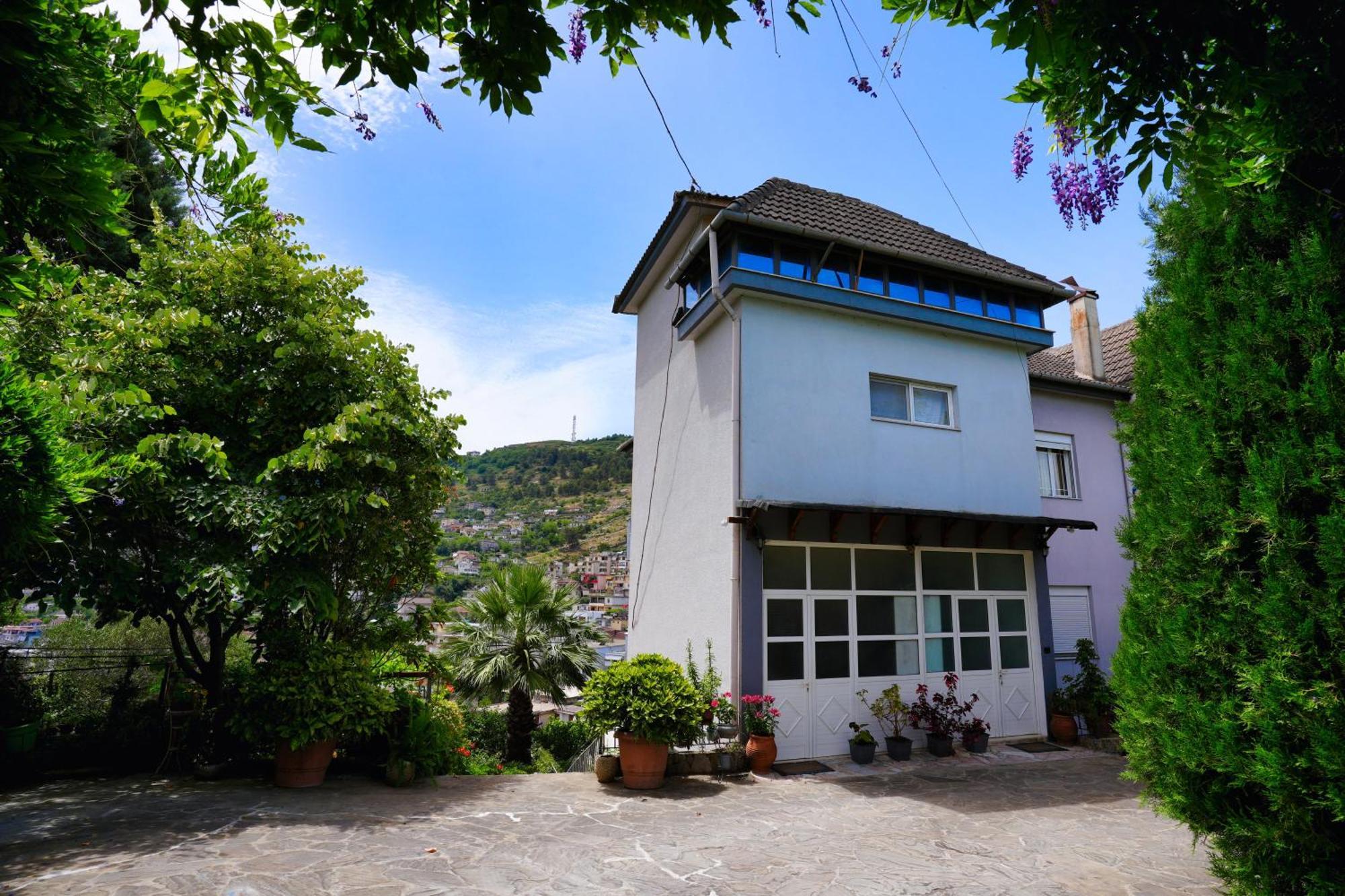 Vila Banushi Gjirokastër 外观 照片